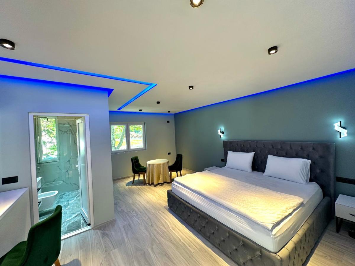 Breezy Hotel Valbone Eksteriør billede